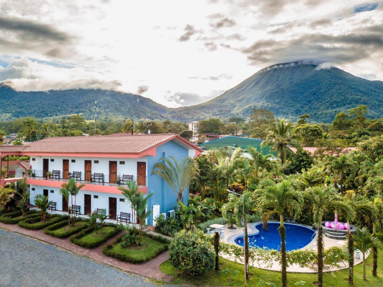 Hotel Vista Del Cerro La Fortuna Exterior foto