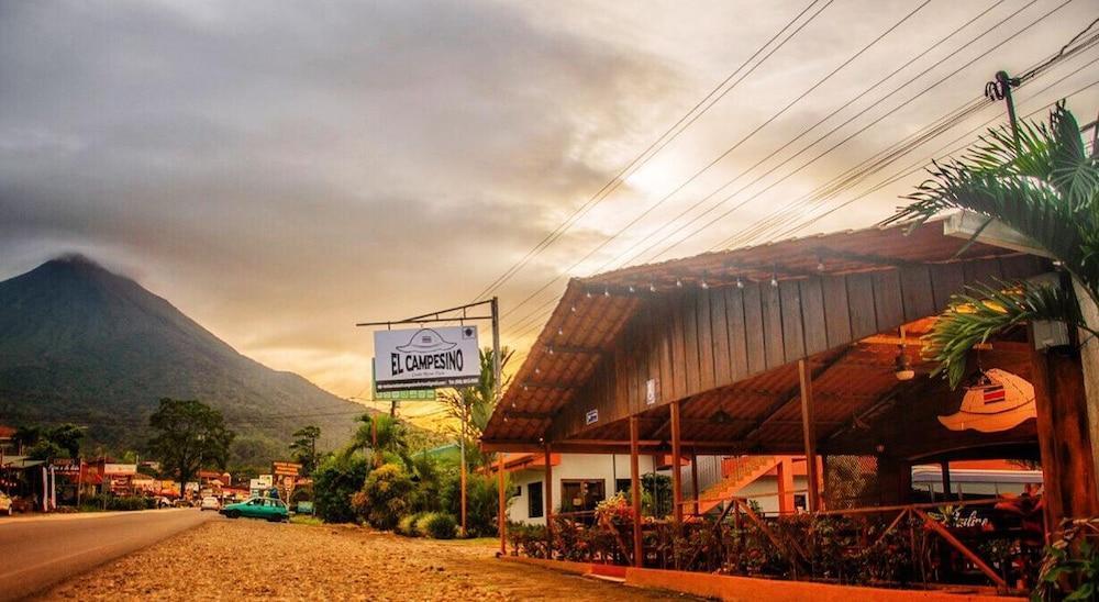 Hotel Vista Del Cerro La Fortuna Exterior foto